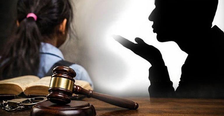 பதின்ம வயது சிறுமிக்கு ‘பறக்கும் முத்தம்’ பறக்க விட்டவருக்கு சிறை